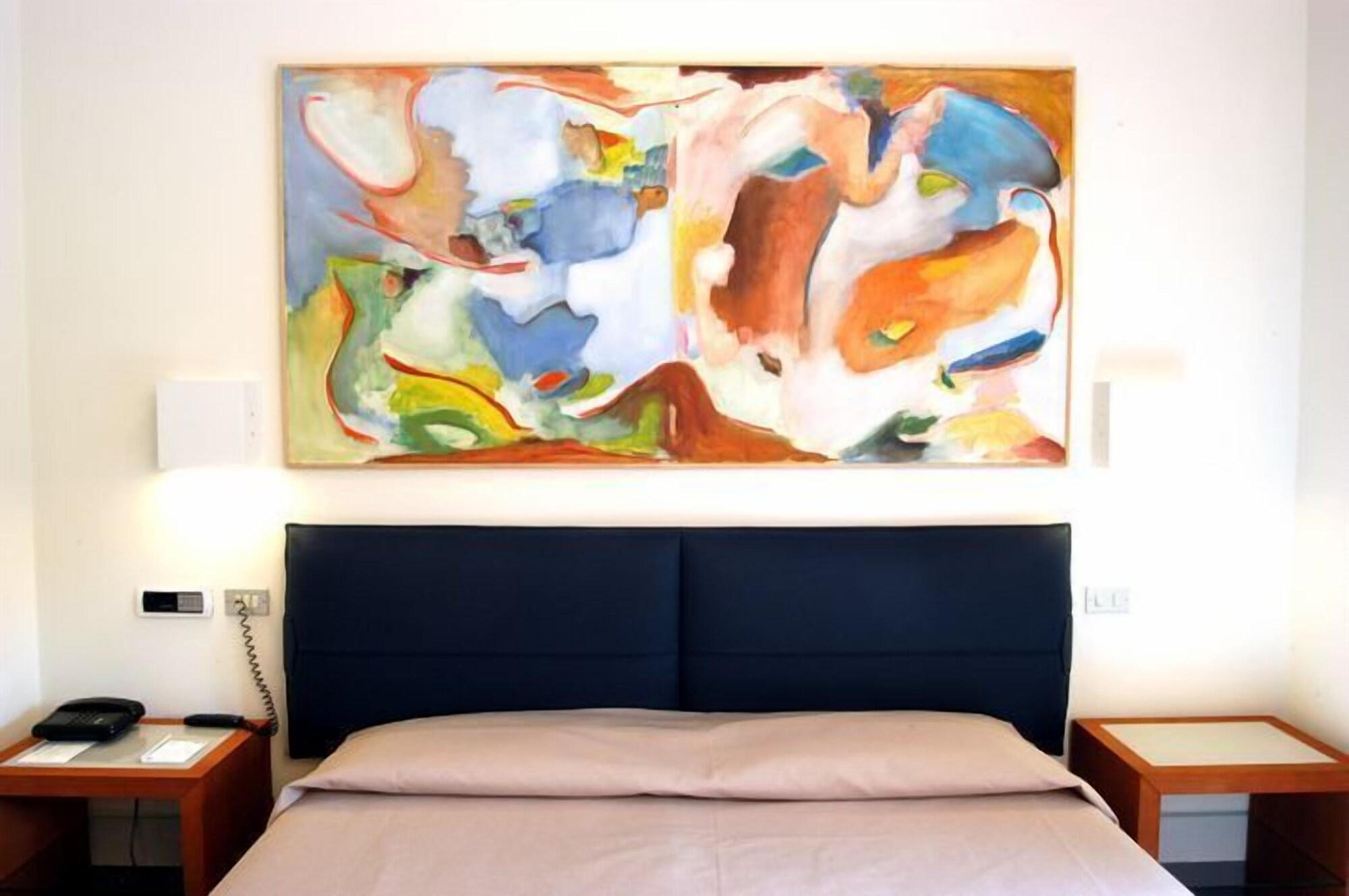 Arte Hotel Perugia Bagian luar foto