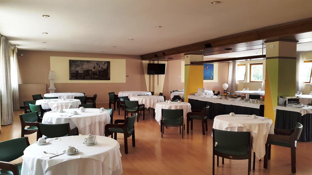 Arte Hotel Perugia Bagian luar foto