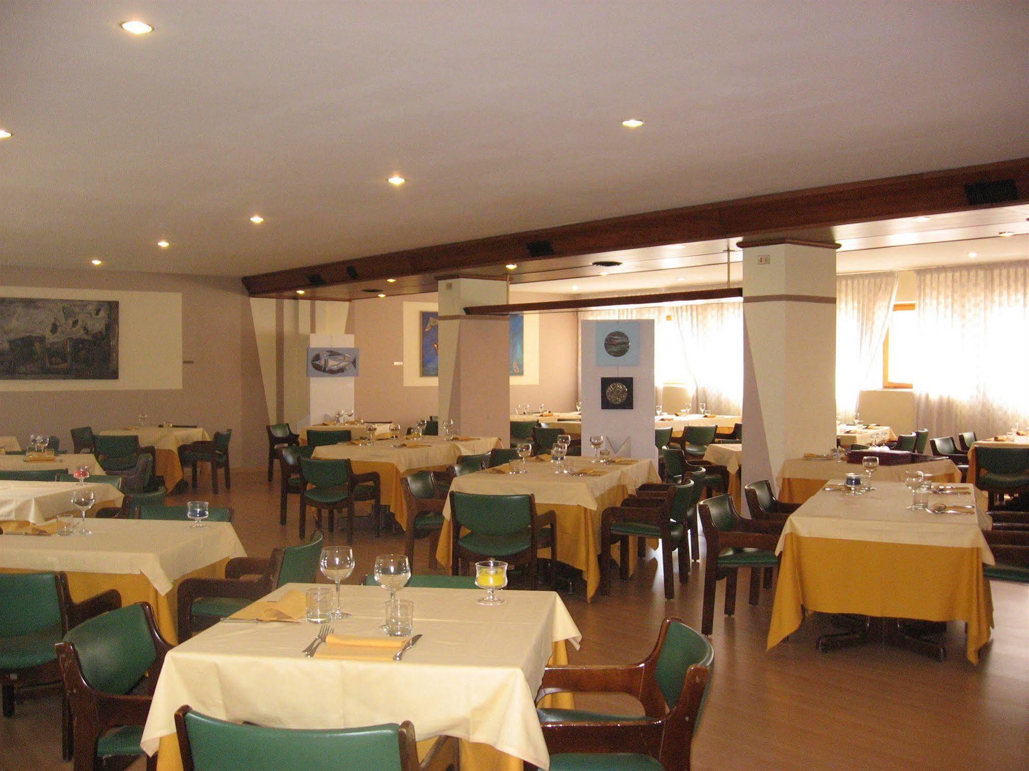 Arte Hotel Perugia Bagian luar foto