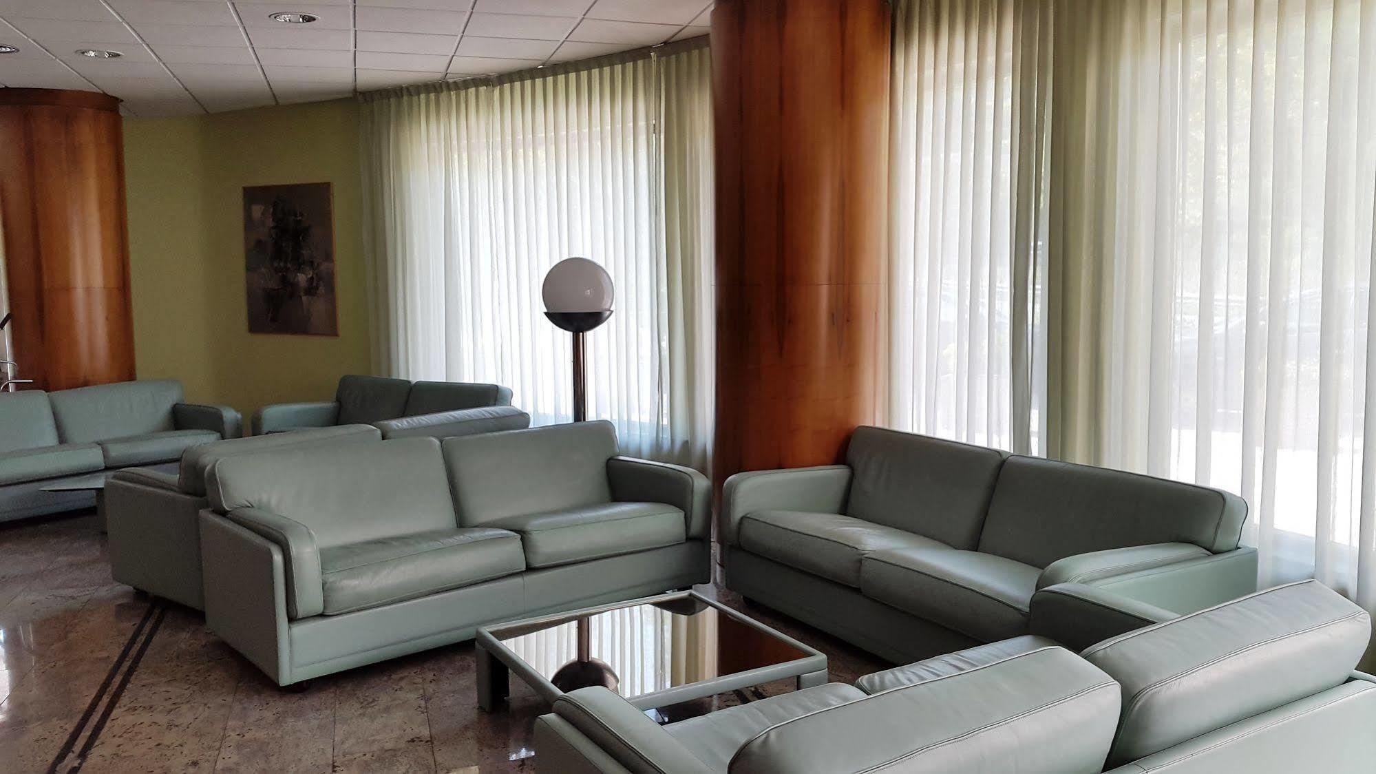 Arte Hotel Perugia Bagian luar foto