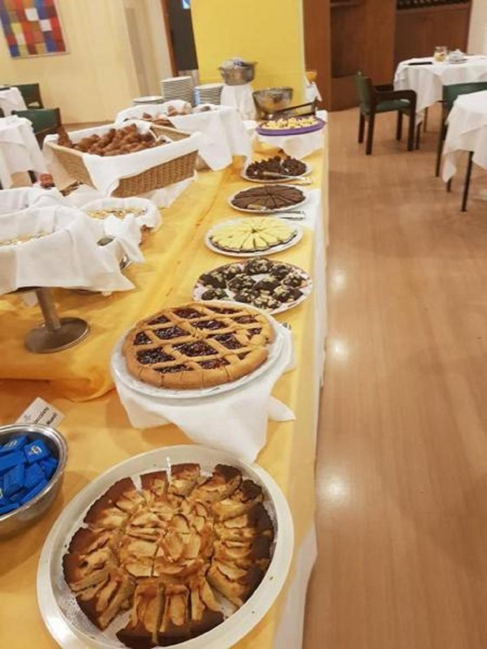 Arte Hotel Perugia Bagian luar foto