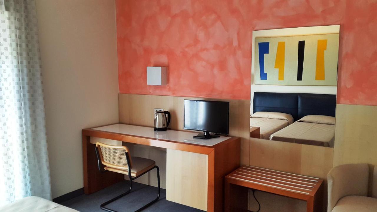 Arte Hotel Perugia Bagian luar foto